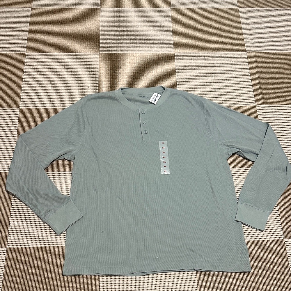 Old Navy Men's Long Sleeve Shirt